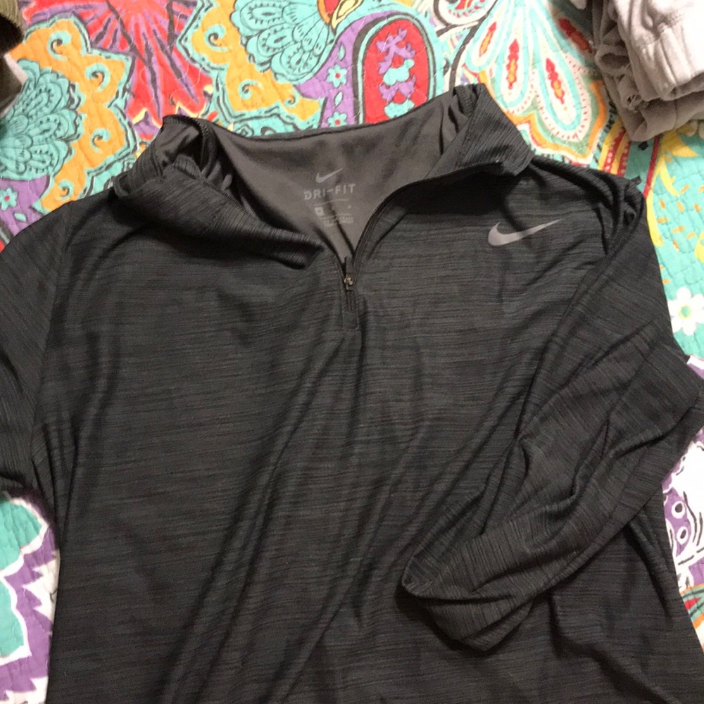 Nike Half Zip